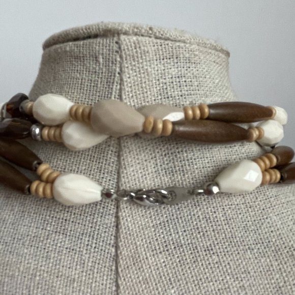 Beautiful Vintage Beaded 2-Strand Statement Necklace 15” dia/30” long - Picture 9 of 9